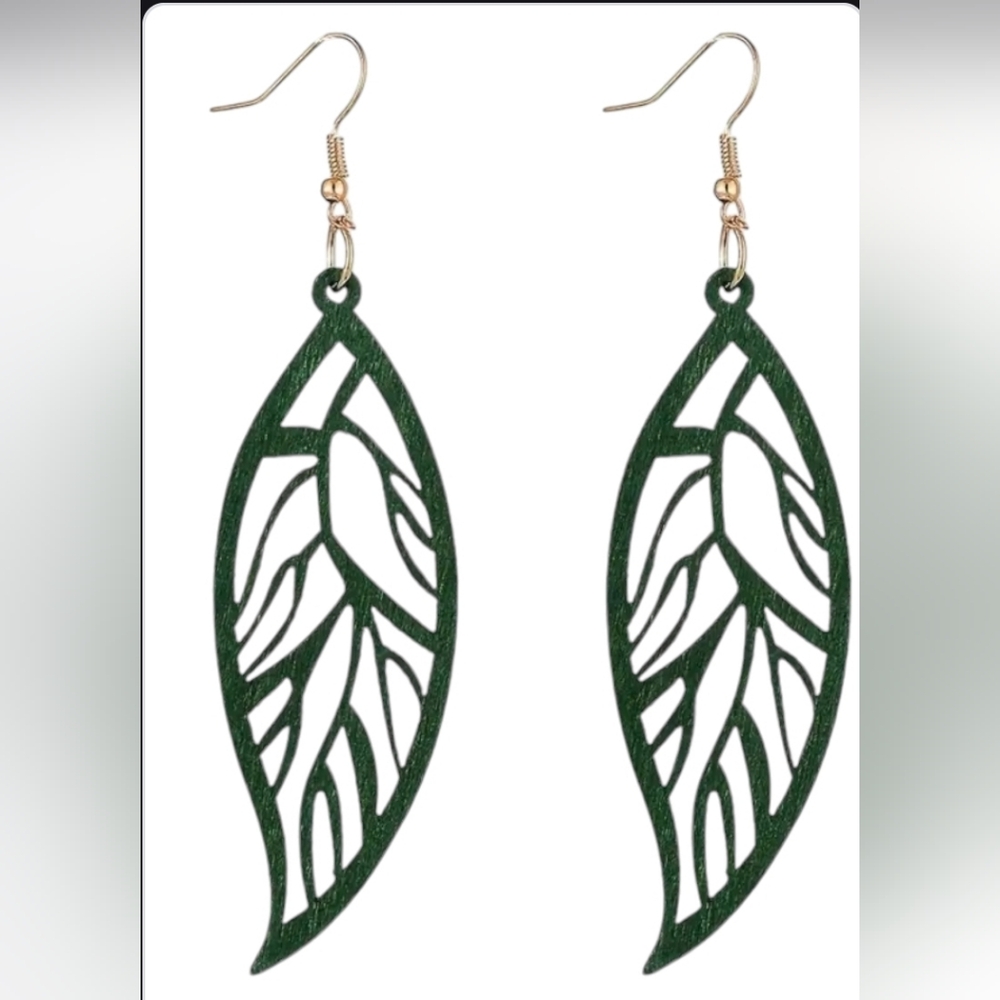 New Green Plant Earrings